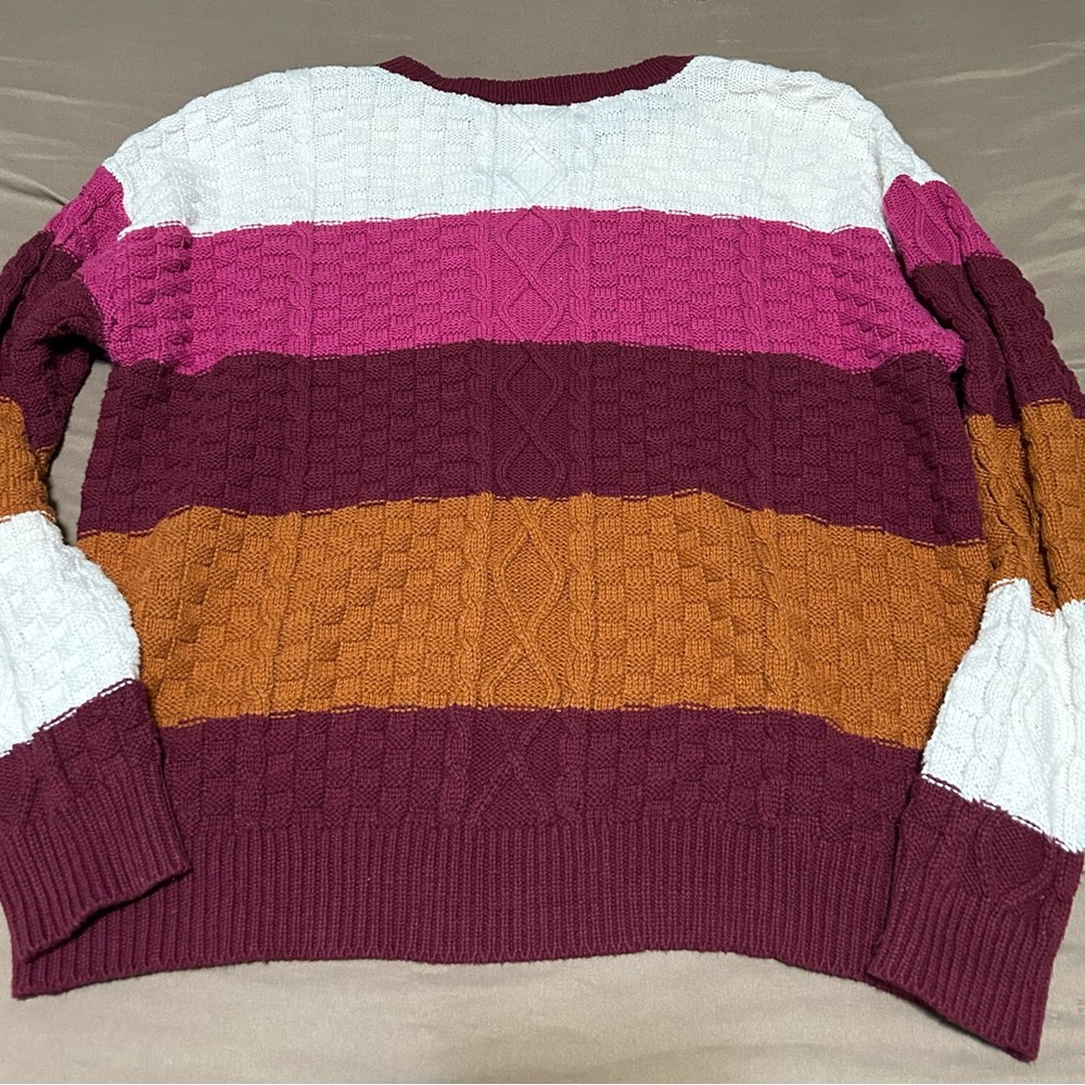 St. John’s Bay Women’s Knitted Colorblock Sweater - Picture 4 of 4